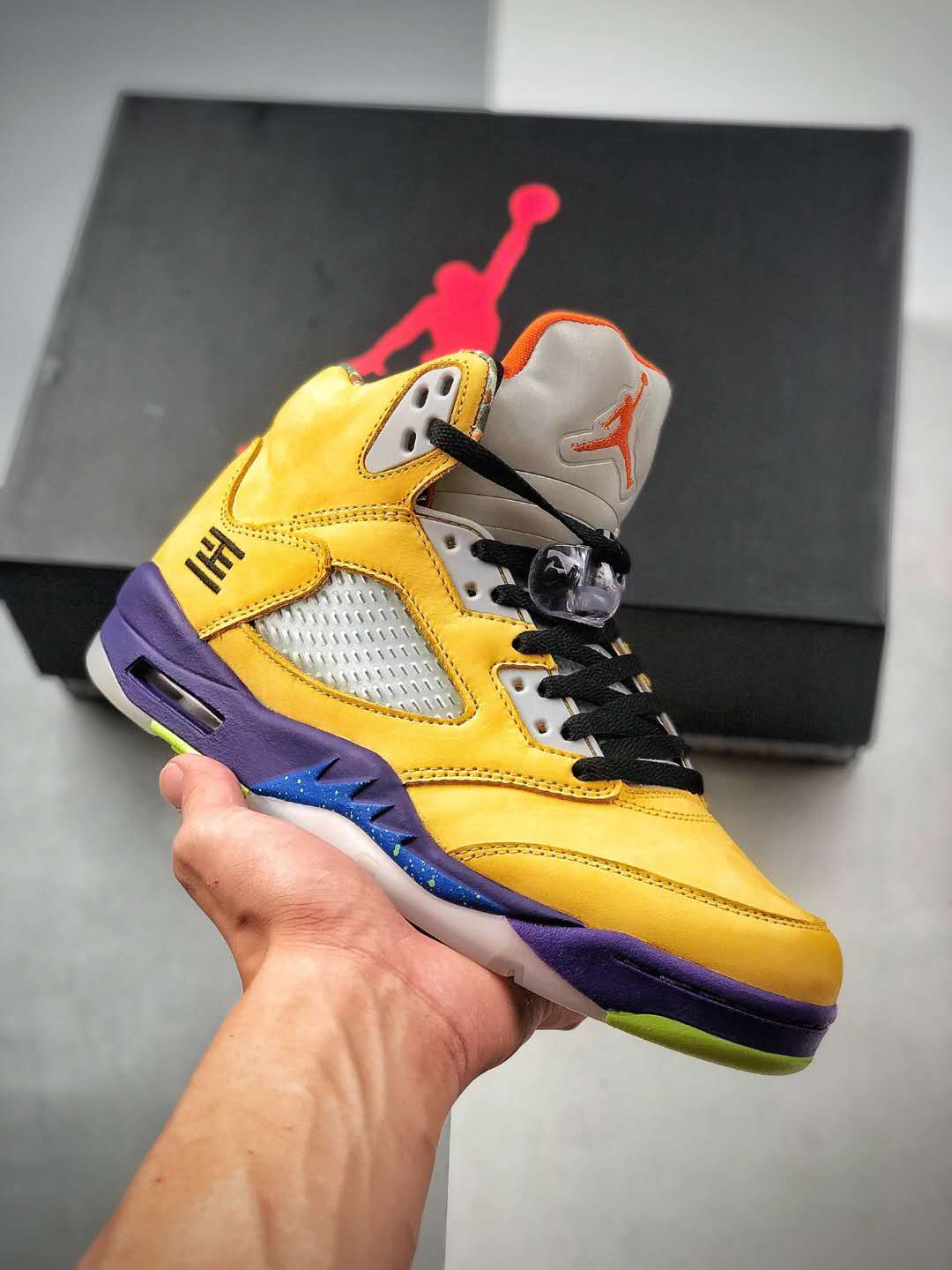 Air Jordan 5 Retro SE 'What The' CZ5725-700 - Premium Sneaker for Ultimate Style