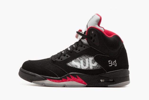 Supreme x Air Jordan 5 'Black' Black/Fire Red 824371-001 - Exclusive Collaboration for Sneakerheads!