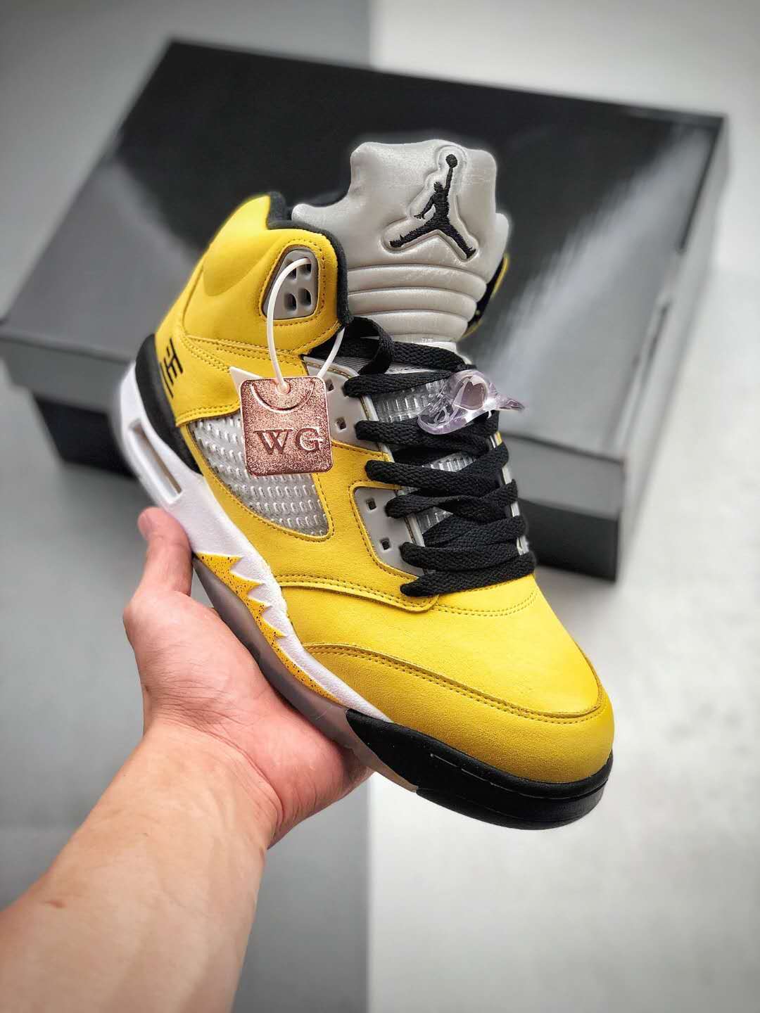 Air Jordan 5 Retro T23 'Tokyo' 454783-701 - Exclusive Sneakers Inspired by Tokyo Culture
