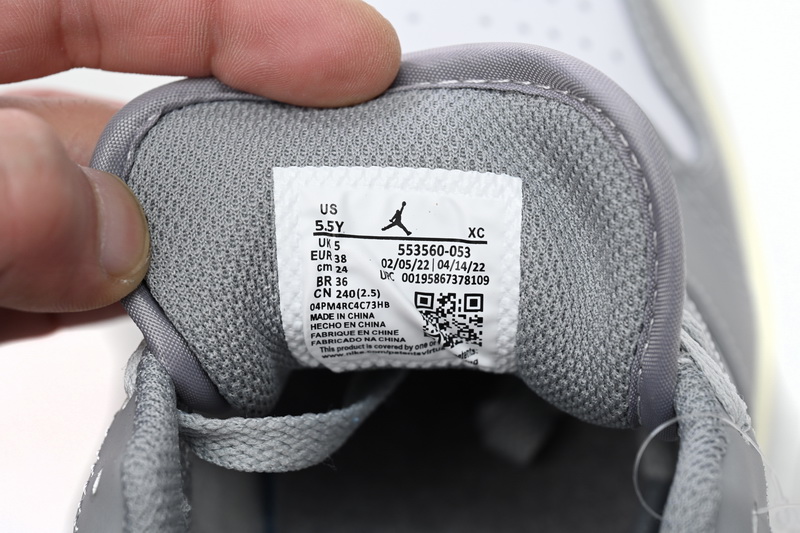 Air Jordan 1 Low 'Vintage Grey' 553560-053 - Shop the Iconic Sneaker Now!