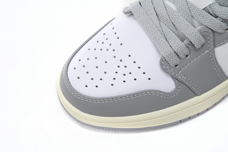 Air Jordan 1 Low 'Vintage Grey' 553560-053 - Shop the Iconic Sneaker Now!