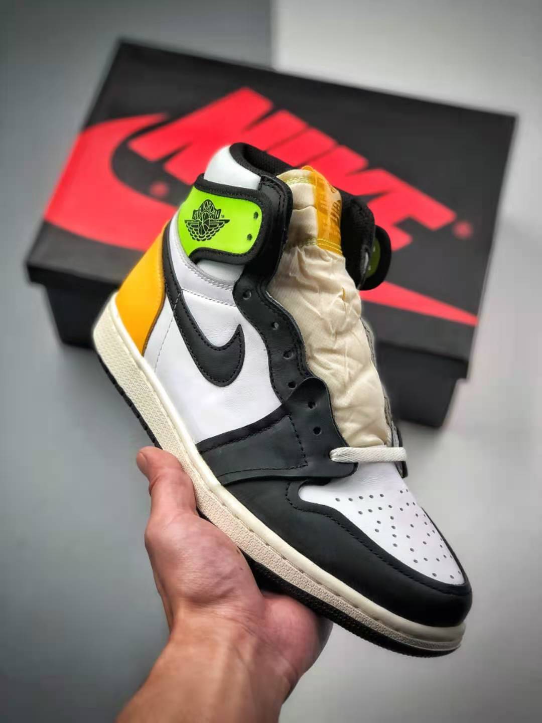 Air Jordan 1 Retro High OG 'Volt Gold' 555088-118 - Bold Style + Vibrant Appeal | Free Shipping