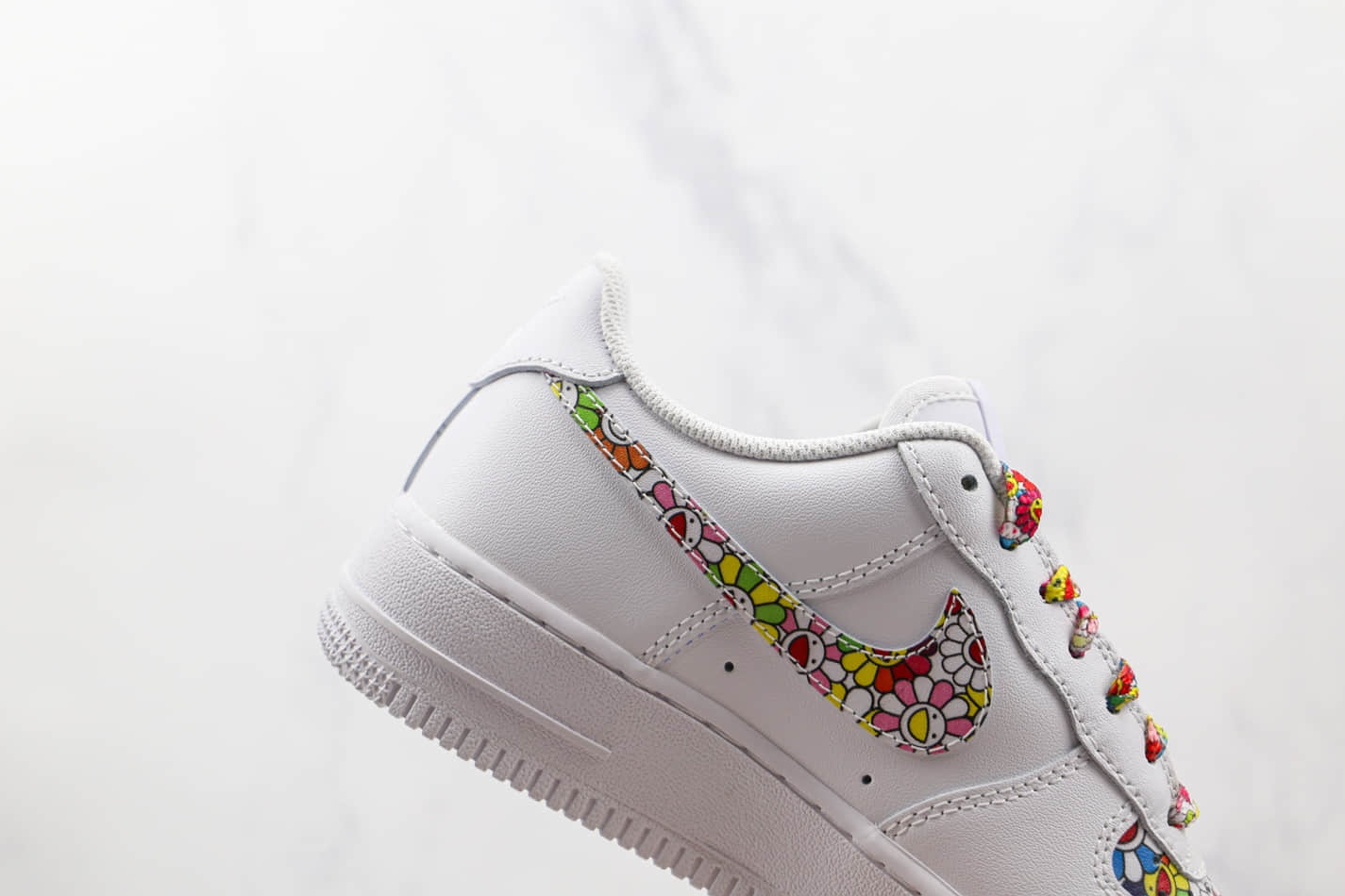 Takashi Murakami x Nike Air Force 1 Low White Multi Color CW2288-119 - Vibrant Collaboration for Sneaker Enthusiasts