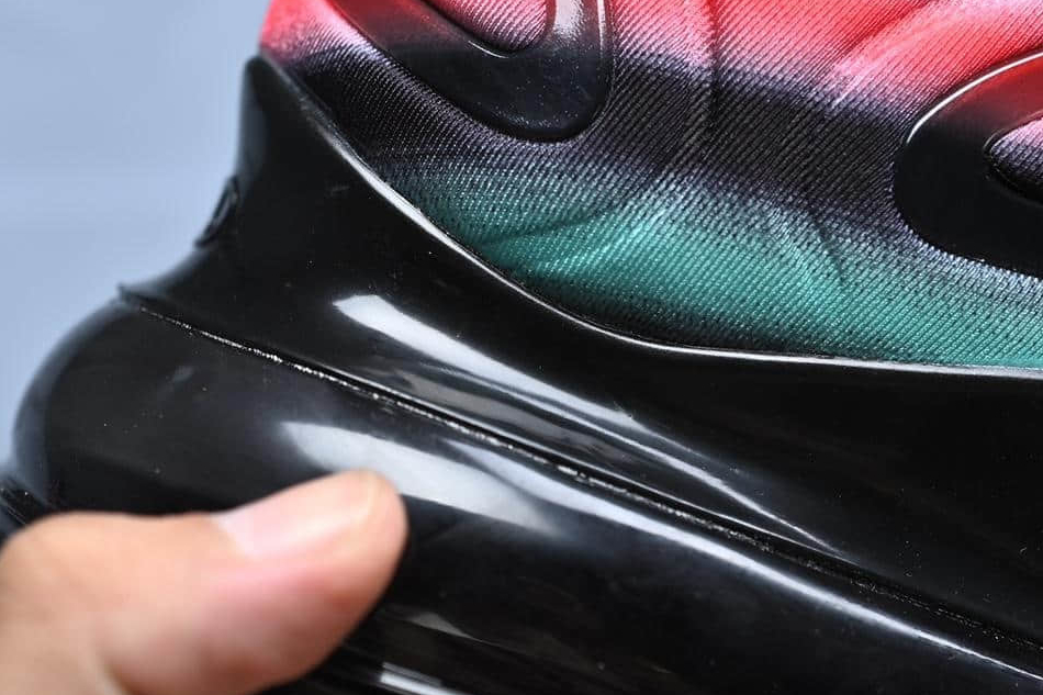 Nike Air Max 720 'Color Streaks' AO2924-023: Stylish Design with Vibrant Accents for Ultimate Comfort