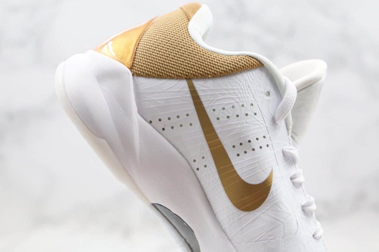 Nike Zoom Kobe 5 'Big Stage Home' 386429-108 - Supreme Performance for Basketball