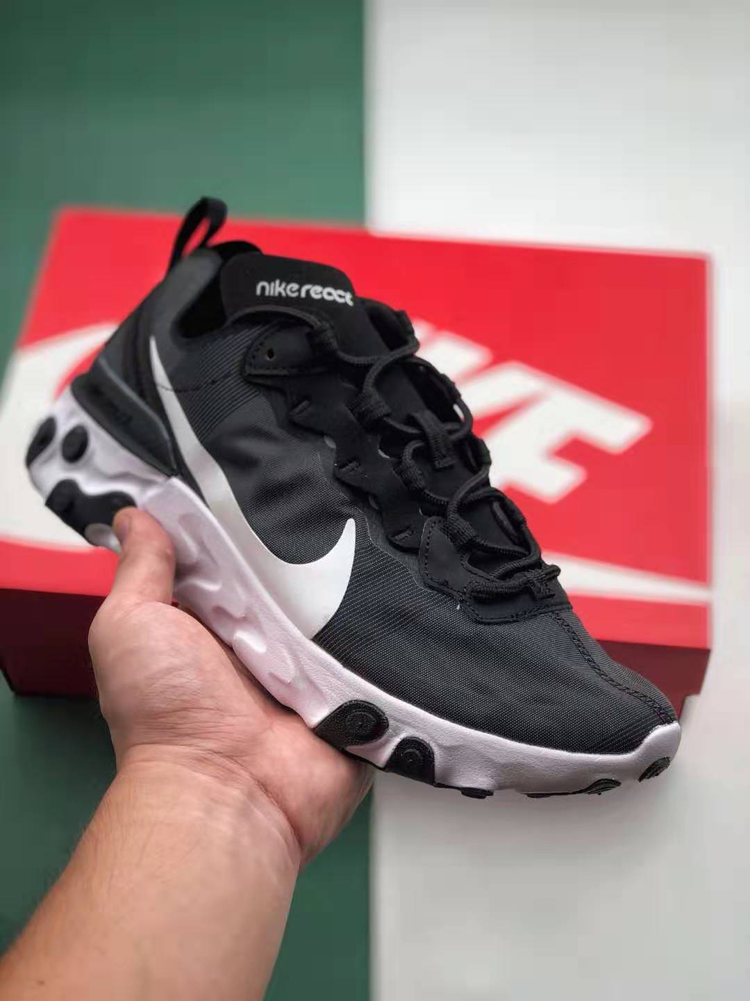 Nike Air VaporMax Plus Black/Pink-Green DM8121-001 - Stylish and Trendy Sneakers for Unbeatable Comfort