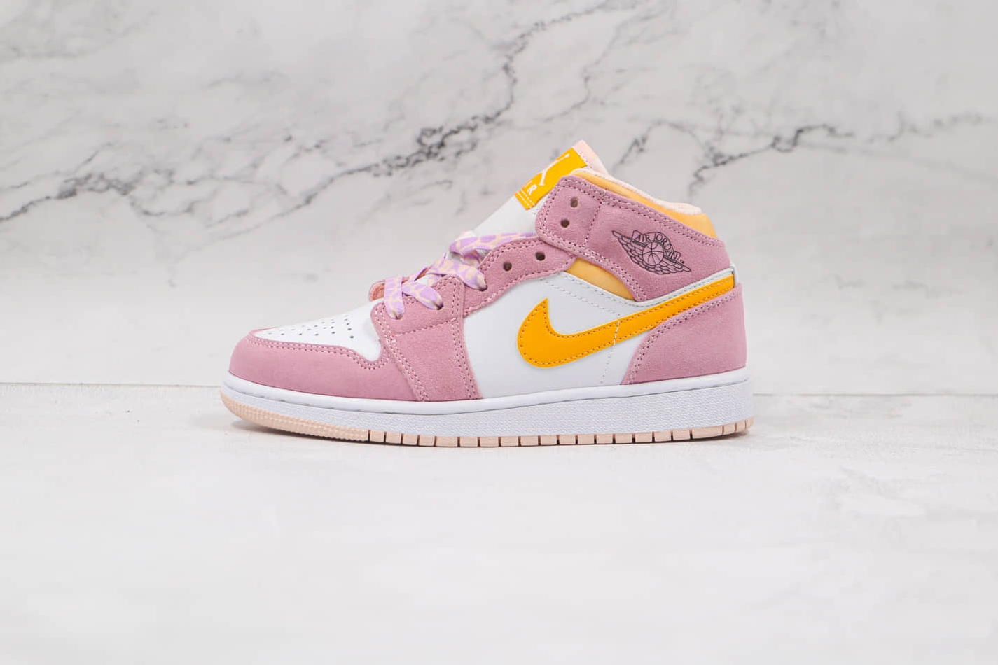 Air Jordan 1 Mid SE 'Amarillo' 852542-087 - Shop the Vibrant Yellow Colorway Now!