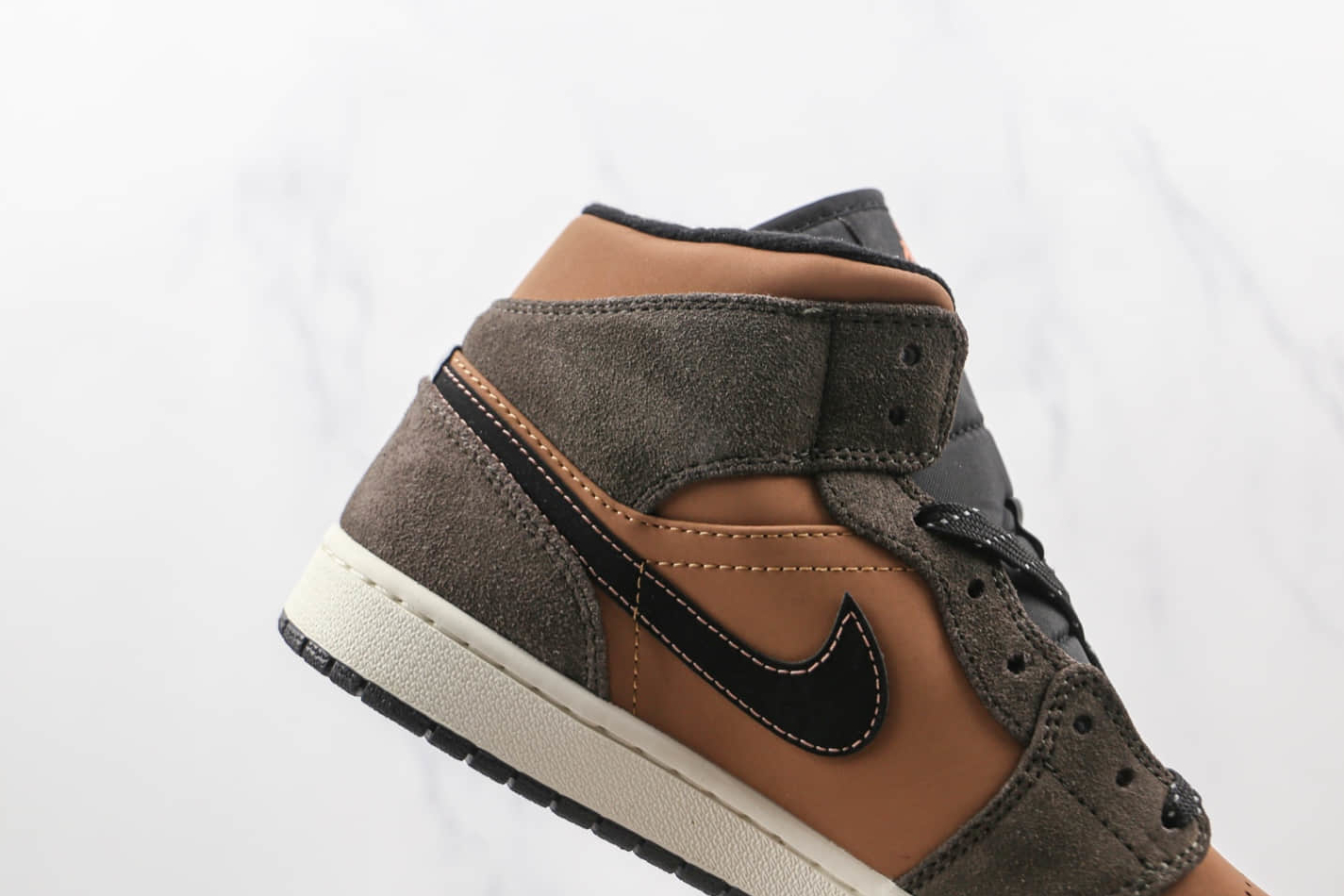 Air Jordan 1 Mid SE 'Dark Chocolate' DC7294-200 - Stylish & Trendy Sneakers Available Now