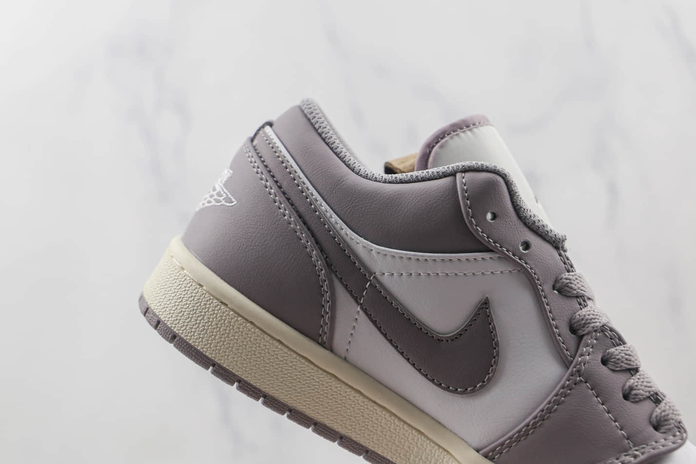 Air Jordan 1 Low 'Vintage Grey' - Classic Style with Modern Twist