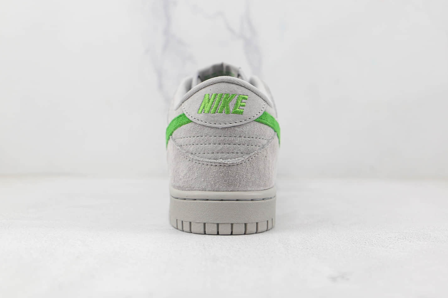 Nike SB Dunk Low Dark Grey Wolf Grey Green Shoes 316272-526 - Stylish and Durable Footwear for Skateboarding and Streetwear