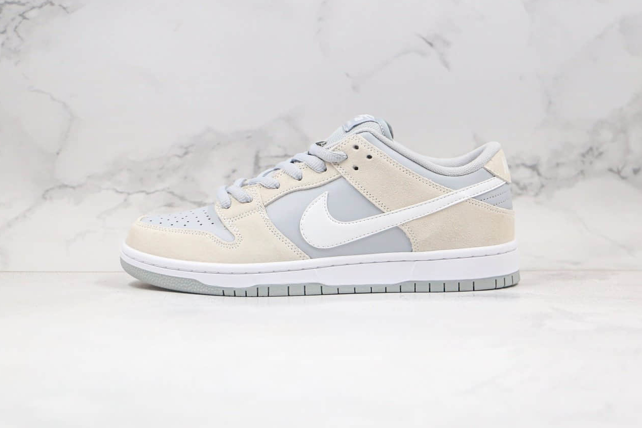 Nike Dunk Low SB Skateboard 'Summit White' AR0778-110 - Stylish and Comfortable Skate Shoes | Free Shipping