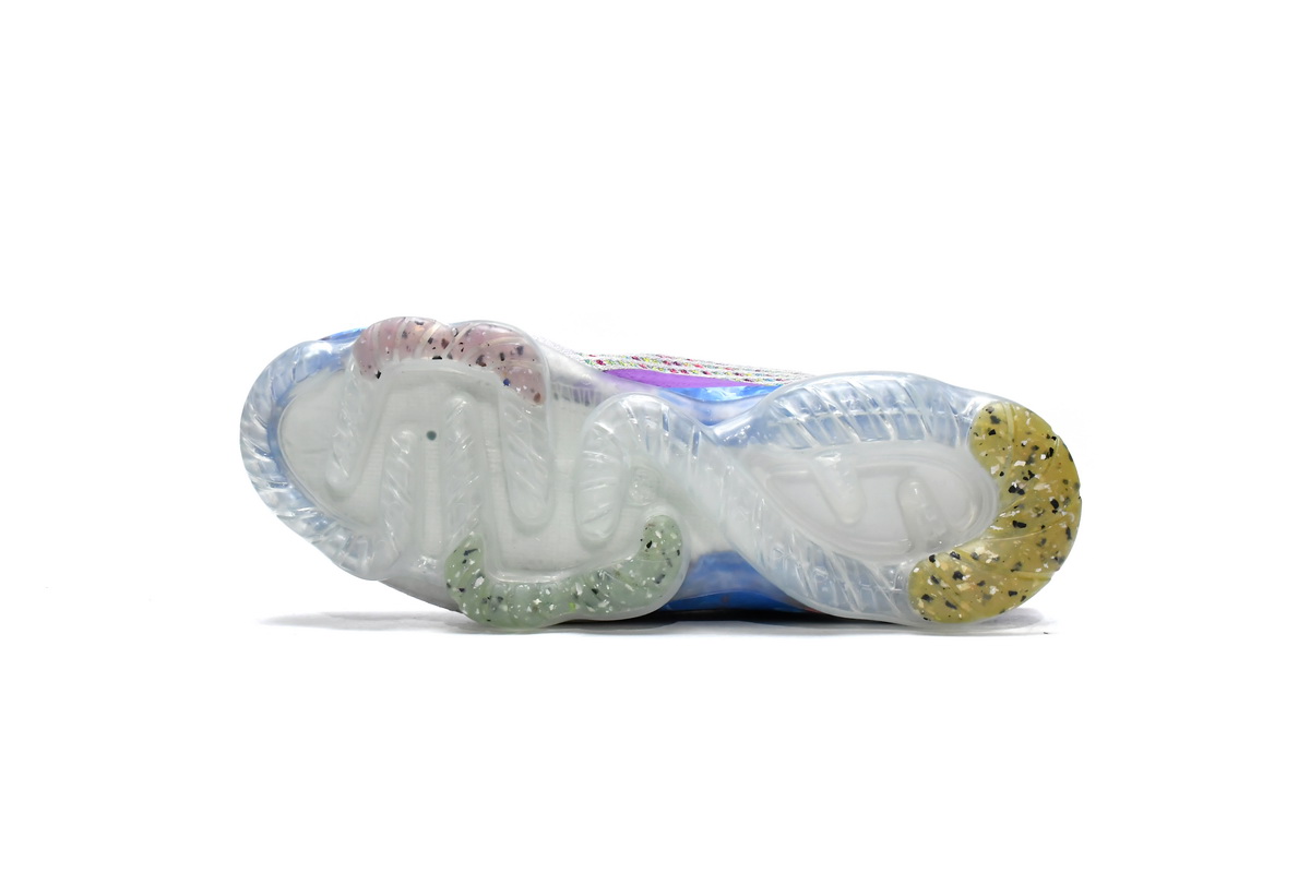 Nike Air VaporMax 2020 Flyknit 'Multi-Color' CJ6740-001 - Lightweight and Stylish Athletic Footwear