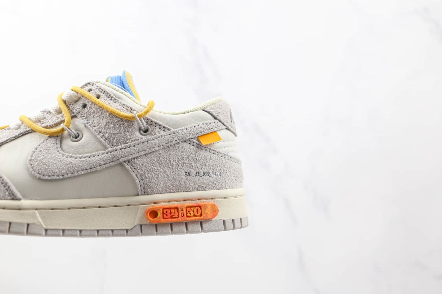 Nike Off-White x Dunk Low 'Lot 34 of 50' DJ0950-102 – Limited Edition Collaboration Sneakers
