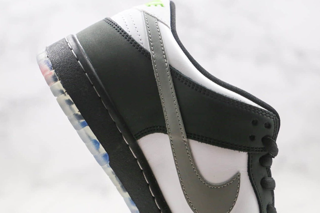 Nike Jeff Staple x Dunk Low Pro SB 'Panda Pigeon' BV1310-013 - Limited Edition Sneakers!