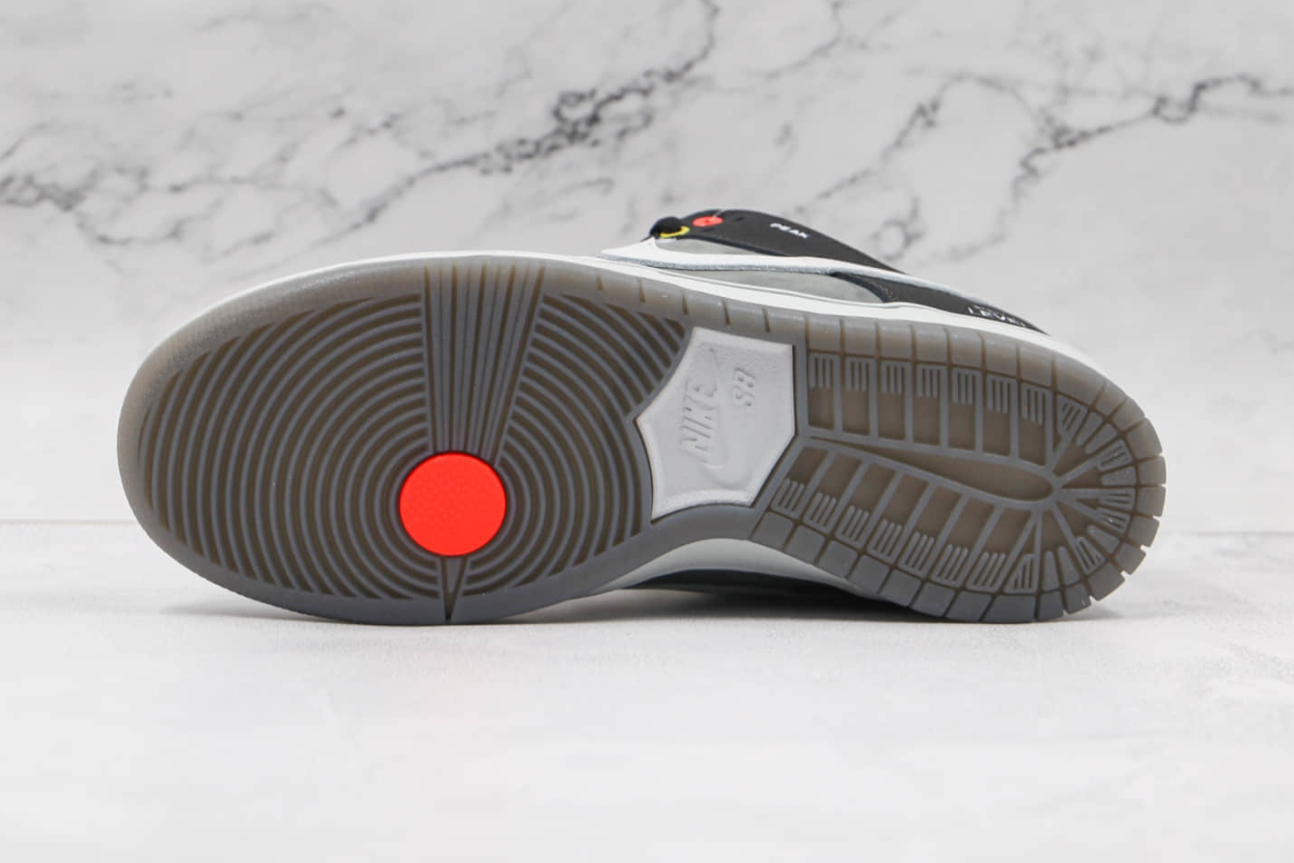 Nike Dunk Low SB Skateboard 'Camcorder' CV1659-001 - Authentic Retro Skate Shoes