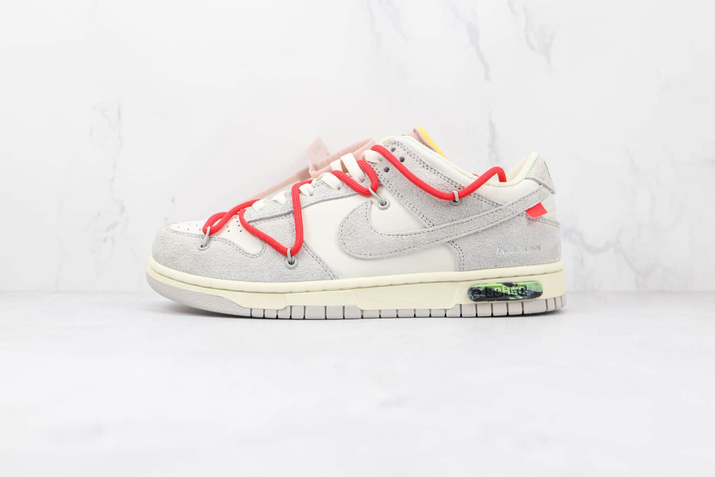 Nike Off-White x Dunk Low 'Lot 33 of 50' DJ0950-118: Limited Edition Collaborative Sneakers