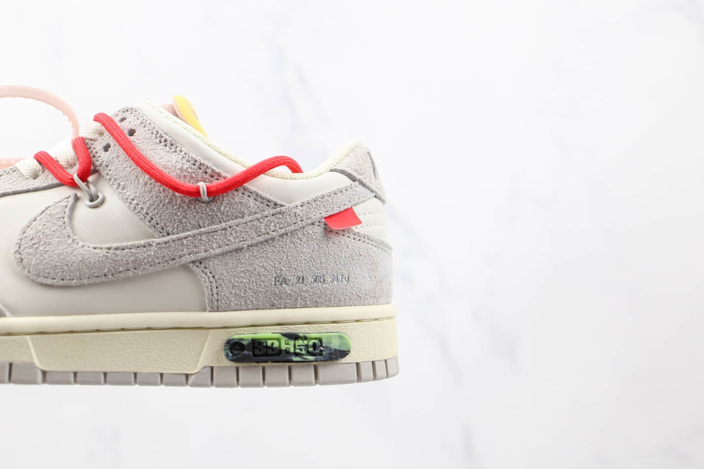 Nike Off-White x Dunk Low 'Lot 33 of 50' DJ0950-118: Limited Edition Collaborative Sneakers