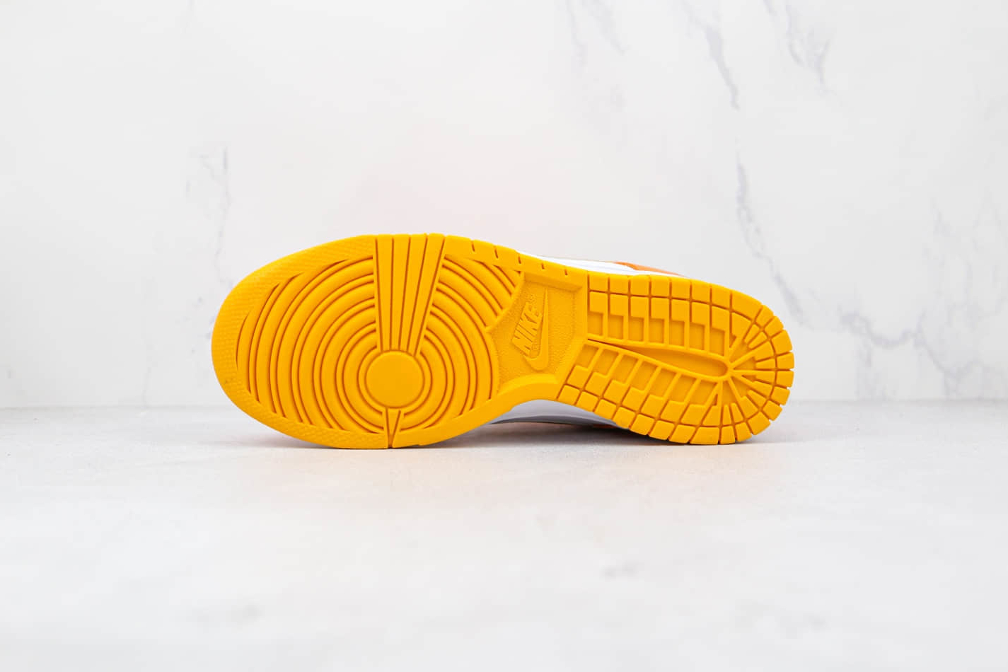 Nike Dunk Low Golden Orange - High-Performance Sneakers