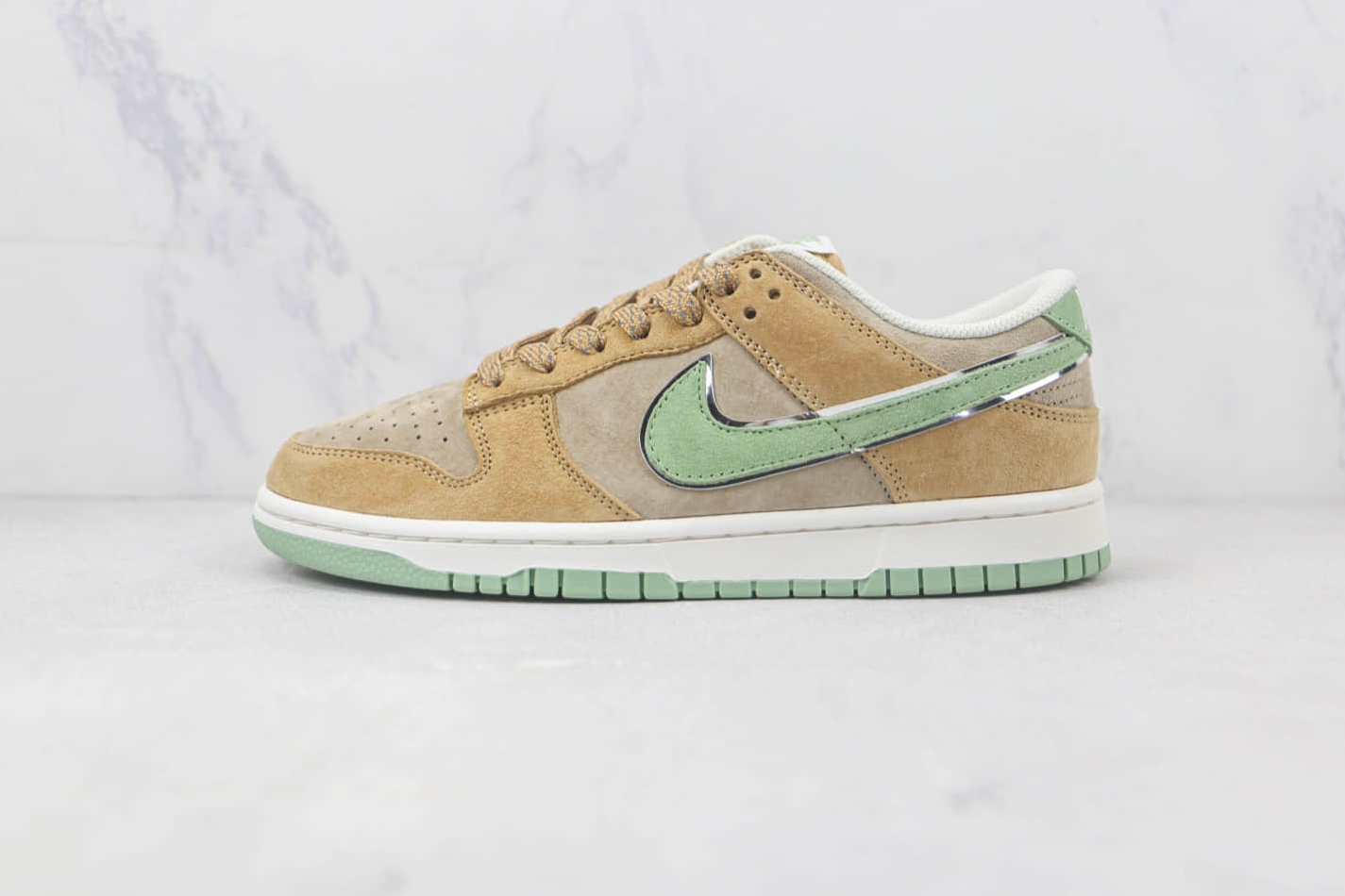 Otomo Katsuhiro x Nike SB Dunk Low Steamboy OST Brown Green Sliver ST1391-202 - Limited Edition Skate Shoes
